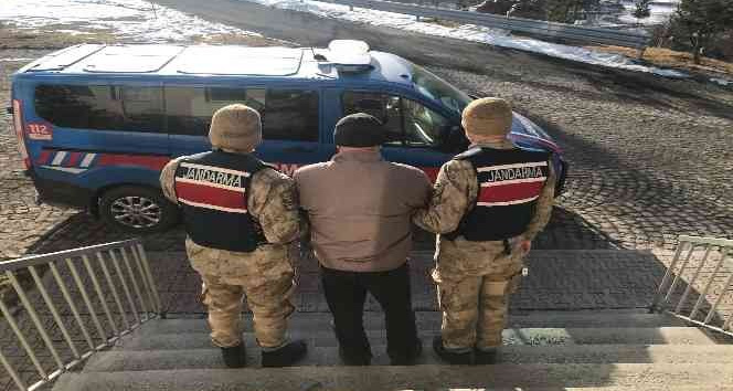 Ardahan’da 4 yıl 2 ay hapis cezası bulunan hükümlü yakalandı