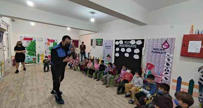 Cizre’de minik öğrencilere polislik mesleği tanıtıldı