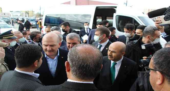 İçişleri Bakanı Soylu, Mardin’de kanaat önderleriyle bir araya geldi