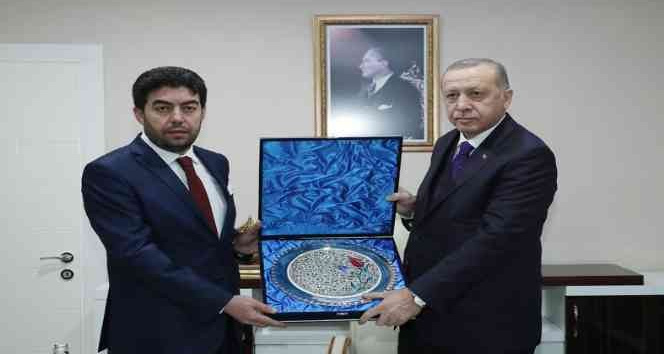 Cumhurbaşkanı Erdoğan’ın doğum gününü ’İyikiDoğdunReis’ etiketiyle kutladılar