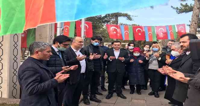 Mehmet Emin Resulzade vefatının 67’nci yıldönümünde kabri başında anıldı