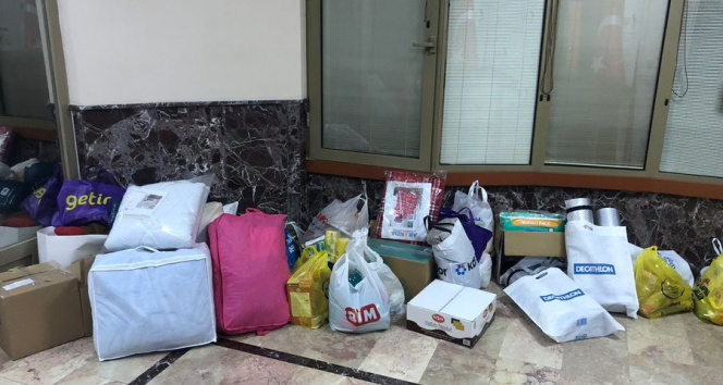 Vatandaşlardan Ukrayna Büyükelçiliğine insani yardım malzemesi
