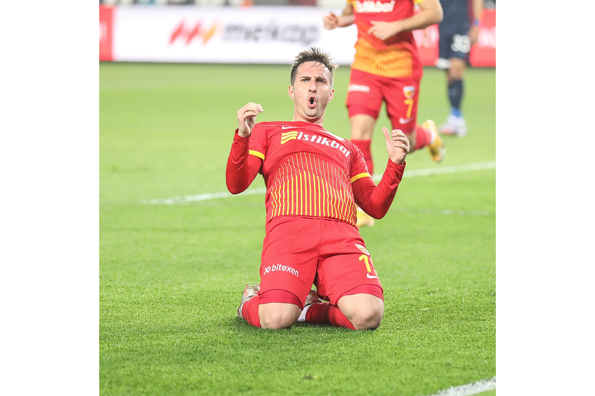 Kayserispor&#039;un 1000. golünü atan Gavranovic