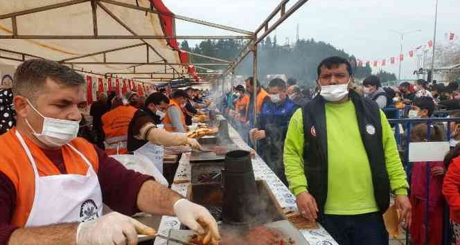 Kadirli sucuk ekmek festivali renkli görüntülere sahne oldu