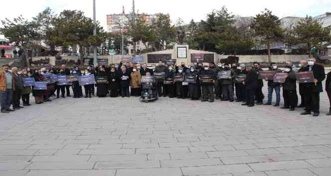 Başer, “28 Şubat demokrasiye ve özgürlüğe yapılan fiili bir darbedir”