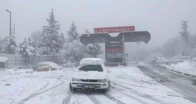 Kırklareli Bulgar sınırı beyaza büründü