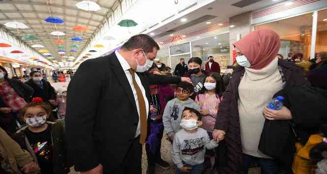 Kastamonu’da aileler, ‘Malazgirt 1071’ filmini ücretsiz izledi