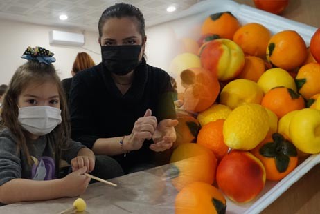 Minik öğrenciler Osmanlı mirası mis meyve sabunu yapmayı öğrendi