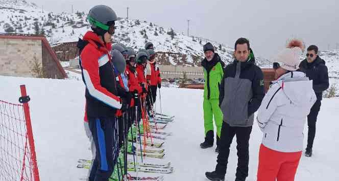 Kabadüzlü öğrenciler, Kayak yarışmalarında Ordu’yu temsil edecekler