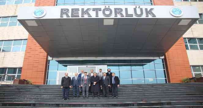 Prof. Dr. Sami Güçlü, Rektörümüz Karacoşkun’la bir araya geldi