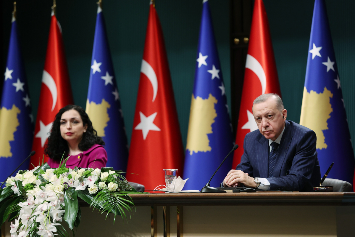 Cumhurbaşkanı Erdoğan'dan Ukrayna'nın AB'ye üyeliği ile ilgili gelişmelere yönelik yorum