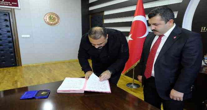 Akdağmadeni tarihinin en büyük yatırımı için imzalar atıldı