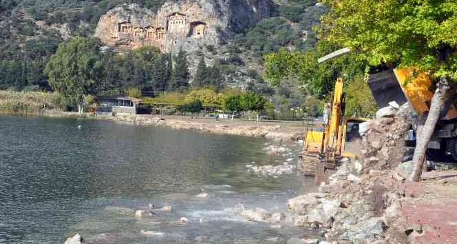 Çevre Bakanı Kurum: Dalyan’da Çevreye uyumlu doğal malzeme ve materyaller kullanılacak