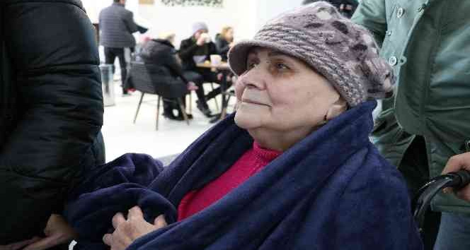 Ukrayna Odessa’da yaralı askerlerin sayısı artınca, hastanedeki diğer hastalar taburcu edildi