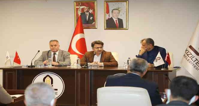 Kaymakam Çam, muhtarlarla toplantı yaptı