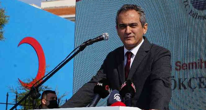 Bakan Özer’den okullardaki Covid-19 tedbirleriyle ilgili açıklama