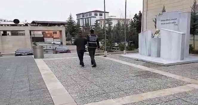Siirt’te demir panoları çalan hırsızlardan 1’i tutuklandı