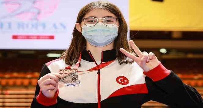 Avrupa Şampiyonası’nda bir günde iki bronz madalya