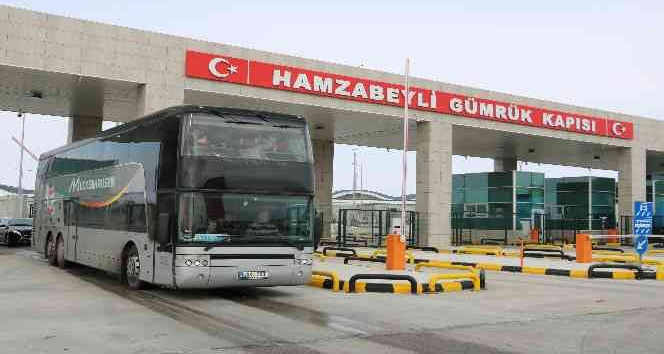 Ukrayna’dan gelen Azeriler: “İki devlet bir millet, ne mutlu Türküm diye”