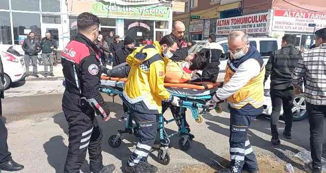 Otomobilin çarptığı çocuk yaralandı