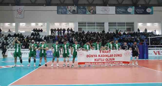 Efeler Ligi: Bingöl Solhan Spor: 2 - Spor Toto: 3