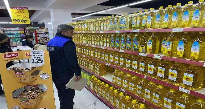 Zabıtadan marketlere yağ denetimi