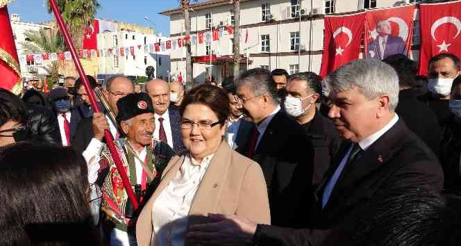 Bakan Yanık: "Günü geldiğinde bu toprağın insanı masa başı siyasetçilerine en güzel cevabı verir"