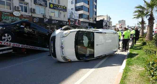 Bakan Yanık’ın ziyareti sırasında başkanın makam aracına çarptılar