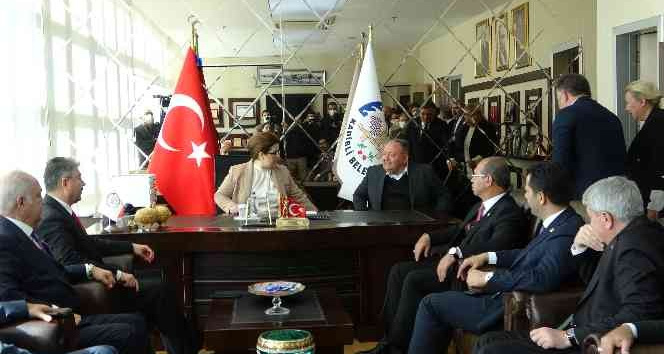 Bakan Yanık’tan Kadirli Belediye Başkanı Tarhan’a destek