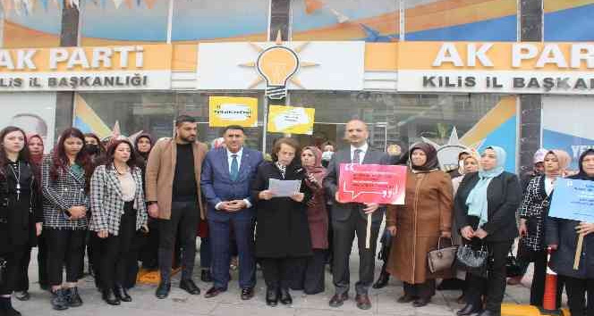 AK Partili kadınlardan 8 Mart etkinliği
