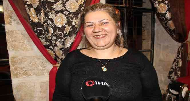 3 çocuğu ile birlikte eğitim gördü, 3 farklı işte çalıştı, şimdi üniversite sınavlarına hazırlanıyor