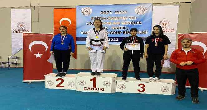 Milli sporcu Livanur Tiryakioğlu, Çankırı’dan şampiyonlukla döndü