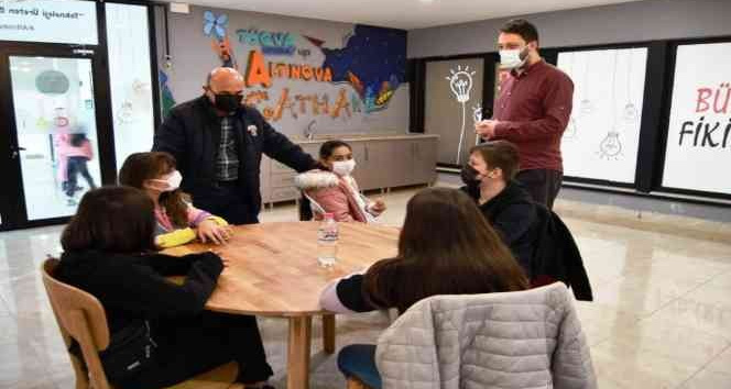 Başkan Oral: ’Genciyle yaşlısıyla, esnafıyla işçisiyle sahiplenmeliyiz"