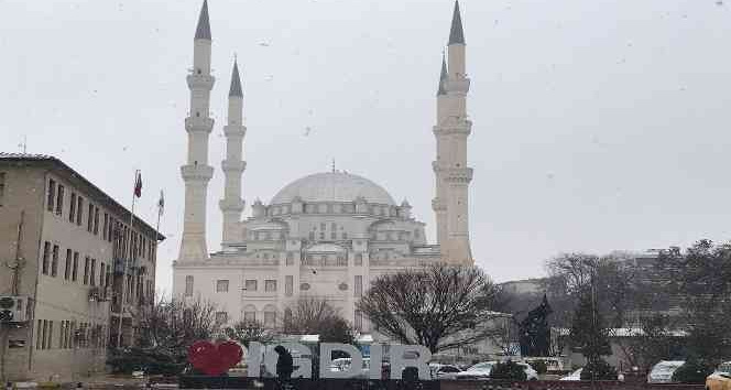 Doğunun Çukurova’sına kış geri geldi