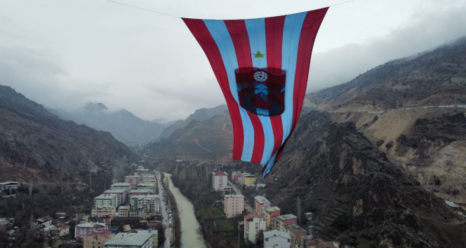 Trabzonsporun bökelik kutlamaları Artvinden başladı