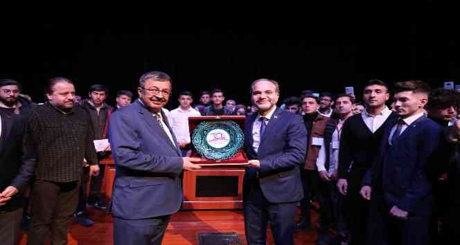 Üniversitede ’Hayati İnanç ile Hayati Meseleler’ söyleşisi yapıldı
