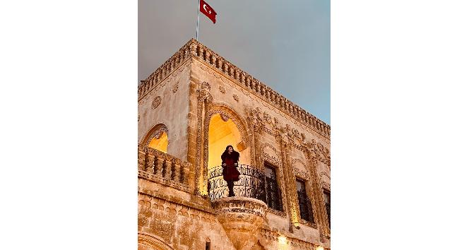 Blogger Korzay, Mardin’de 24 saat içinde 7 tarihi mekanı tanıttı
