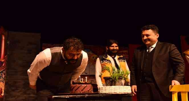 Başkan Avcı’dan sanatçıya doğum günü sürprizi