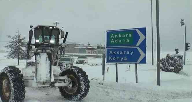 Nevşehir - Aksaray yolu kontrollü olarak açıldı