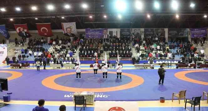 Serbest Güreş Türkiye Şampiyonası, Tokat’ta başladı