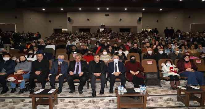 AK Parti’den ARÜ Rektörü’ne tavır