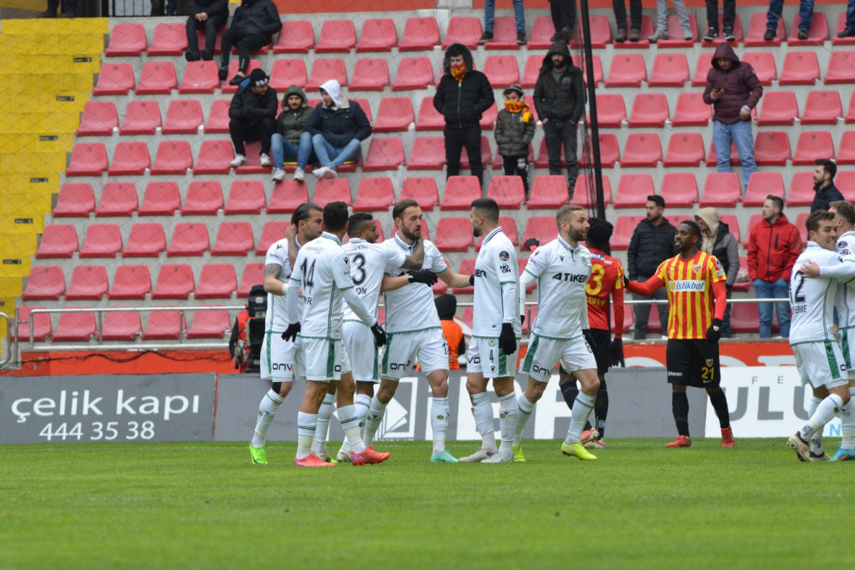 Konyaspor, Kayseri&#039;de 2-0&#039;dan döndü