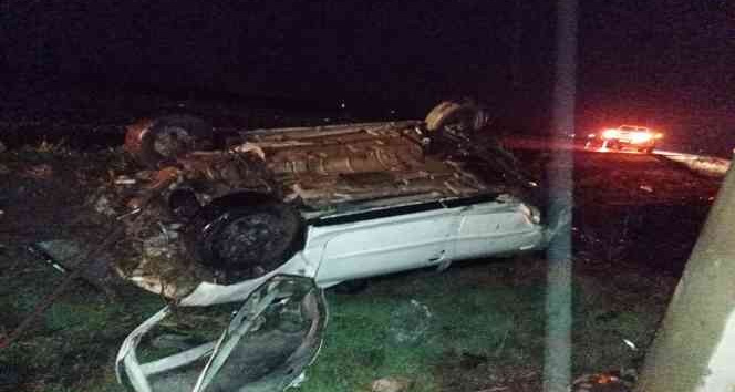 Mardin’de otomobil takla attı: 4 yaralı