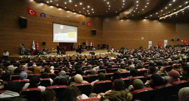 ASÜ’de “Kitap Tahlil Projesi” söyleşisi