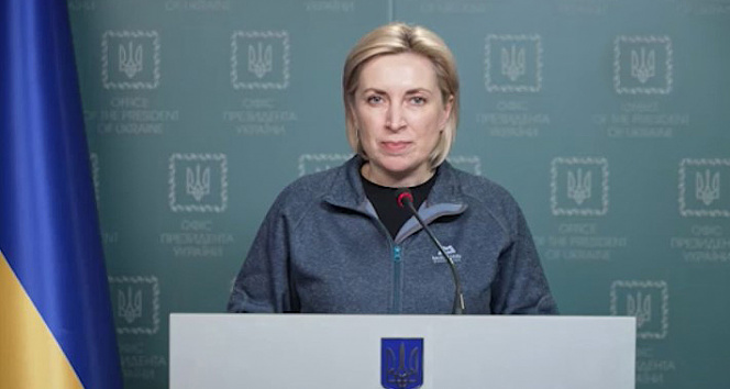 Ukrayna Başbakan Yardımcısı Vereşuk: İnsani iane konvoyuna meydana getirilen engelleri kaldırmaya çalışacağız