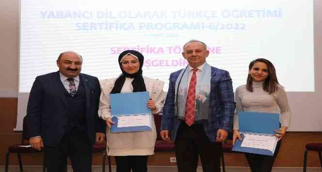 ESOGÜ TÖMER’de ‘Yabancı Dil Olarak Türkçe Öğretimi’ sertifika töreni