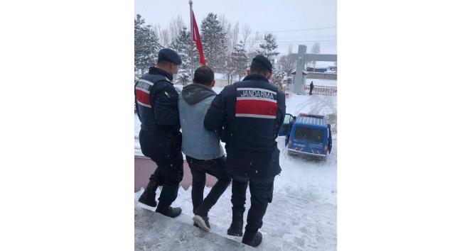JASAT Niğde’de çalınan aracı Aksaray’da buldu
