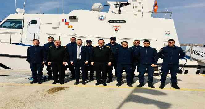 Kaymakam, Boğazlar Bölge Komutanı ve komutanlar, Sahil Güvenlik ekipleriyle bir araya geldi