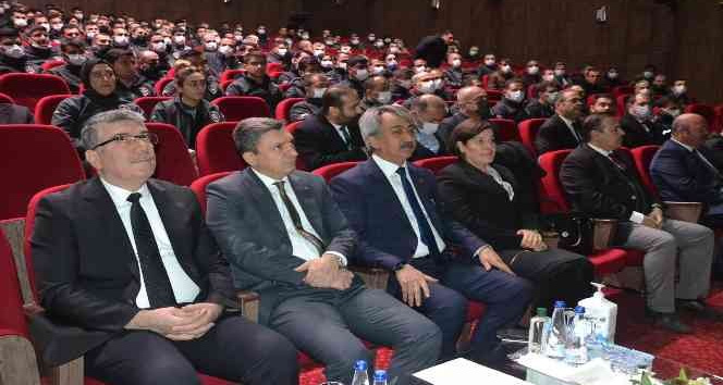 Batman’da emniyet personeline KAAN uygulaması eğitimi verildi