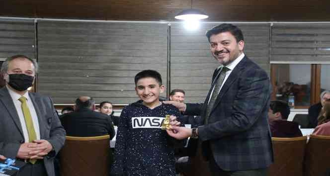 Ürgüp Belediyesi, Deneme Sınavlarında İlk 10’a giren öğrencileri ödüllendirdi